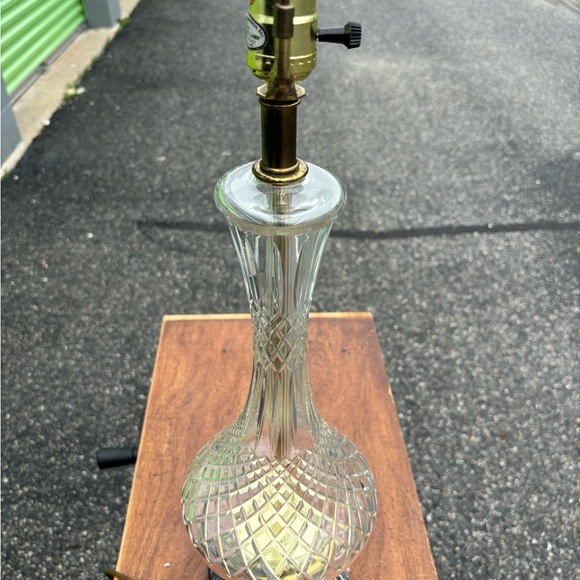 Vintage Crystal Lamp with Brass and Marble Base - Picture 4 of 7